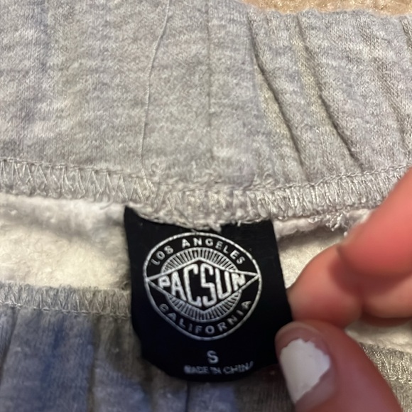 PacSun Pacific Sunwear Baggy Boyfriend Sweatpants Color: Grey. Size: S - Picture 2 of 3